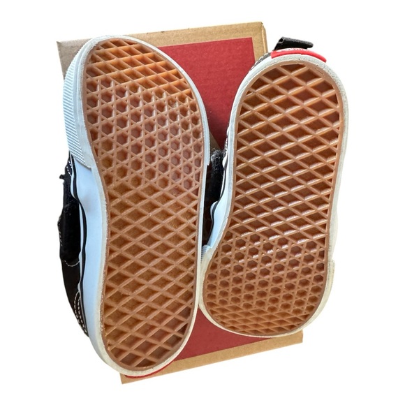 VANS SLIP-ON SKATE SHOES SZ 7 LIKE NEW - Picture 6 of 9